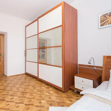 Apartament Апартаменты В Центре Минска *